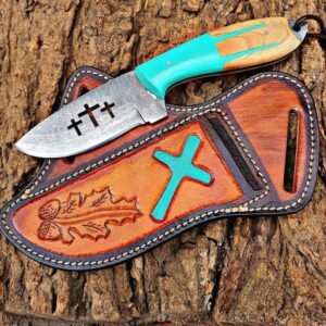Handmade 7.5″ Damascus Steel Skinner Knife – Custom Fixed Blade with Turquoise Resin Handle & Cross Cutouts