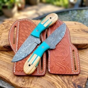 Handmade 8″ Damascus Steel Skinner Knife Pair – Custom Twin Hunting Knife Set with Turquoise Resin & Natural Wood Hybrid Handles, and Premium Tooled Leather Sheaths