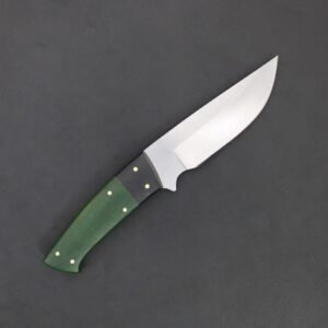 Handmade 8.5″ Stainless Steel Skinner Knife – Custom Fixed Blade Hunting Knife with Two-Tone Forest Green and Black Micarta Handle, Precision Choil, and Premium Tan Leather Sheath